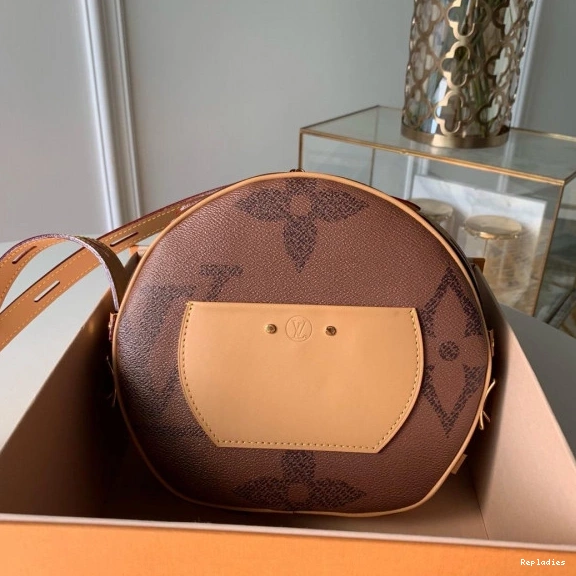 Repladies CHAPEAU BOITE PETITE Louis Vuitton 0812